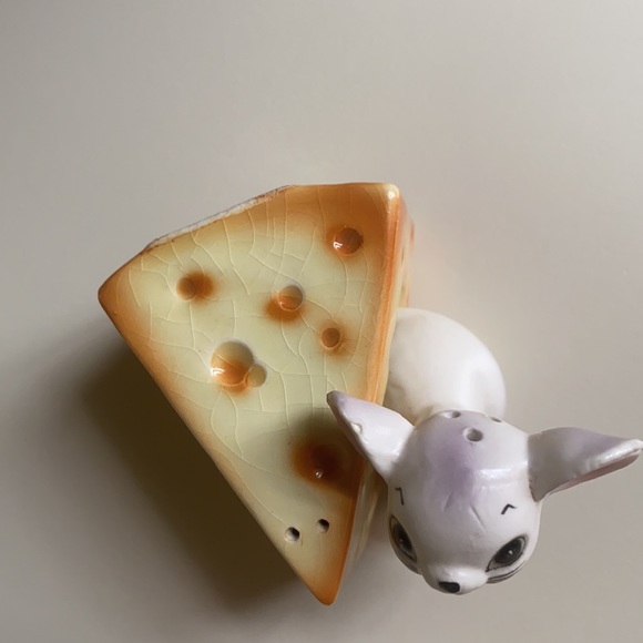 Vintage MCM Mouse & Cheese Slide In Place Salt & Pepper Shakers Set - Great Cond - Picture 8 of 14